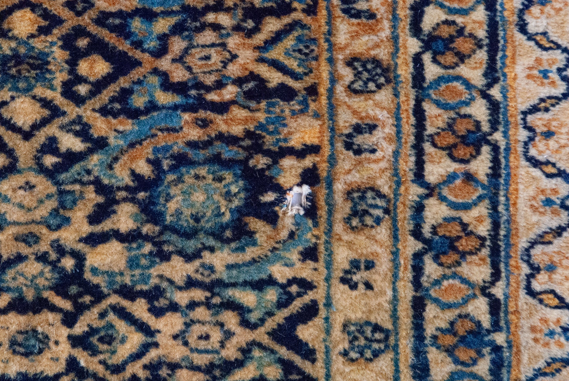 Hand Woven Attractive Eastern Vintage Rug - Modern Decorative
