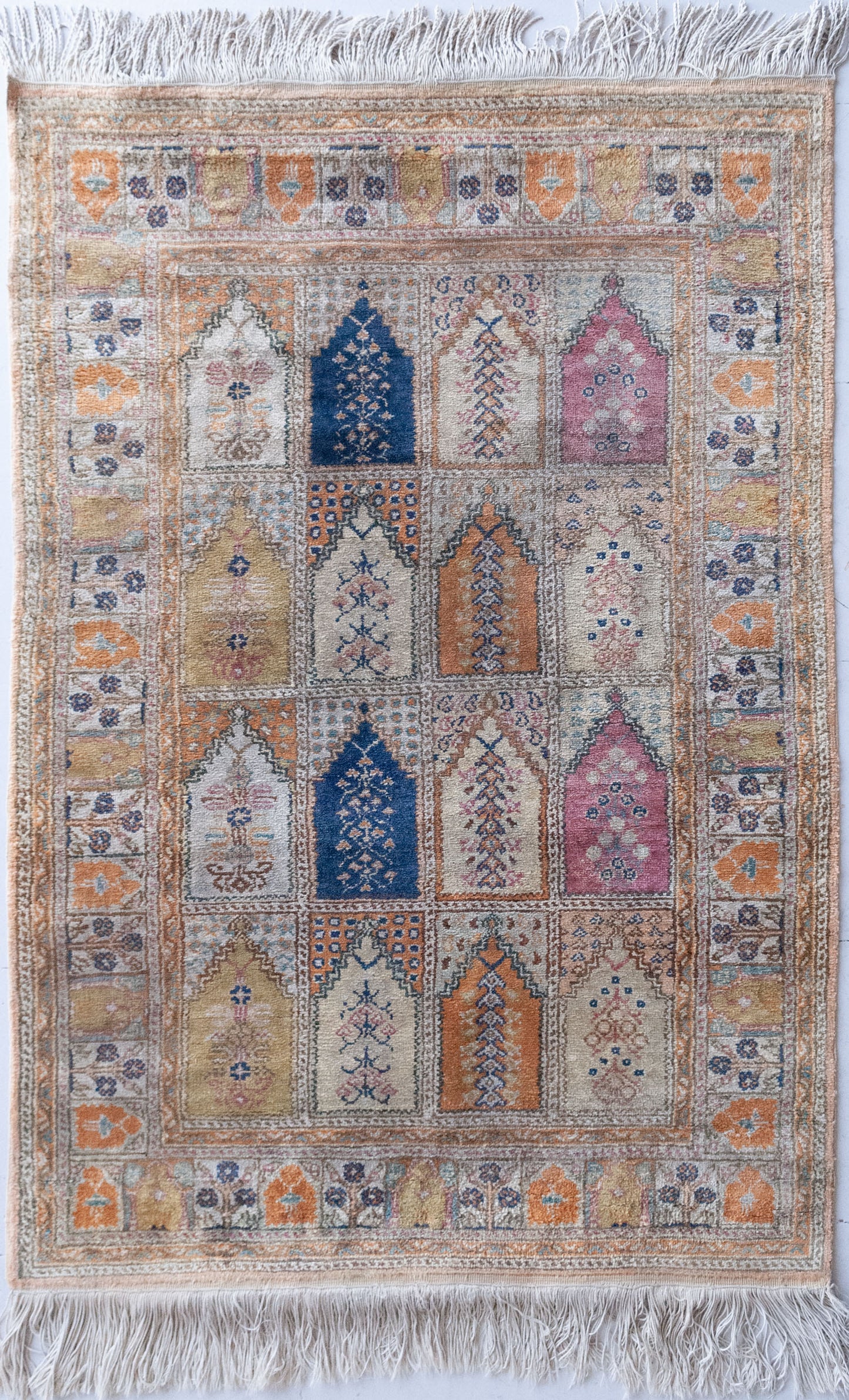 Vintage - Kashmir Hand Knotted Silk Rug - Modern Decorative