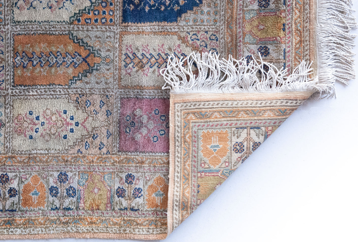 Vintage - Kashmir Hand Knotted Silk Rug - Modern Decorative
