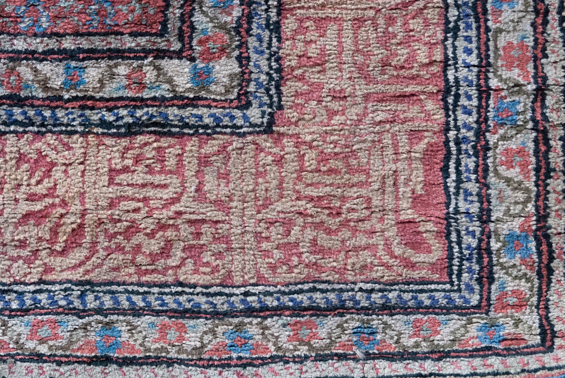 Pastel Coloured Hand Woven - Vintage Rug - Modern Decorative