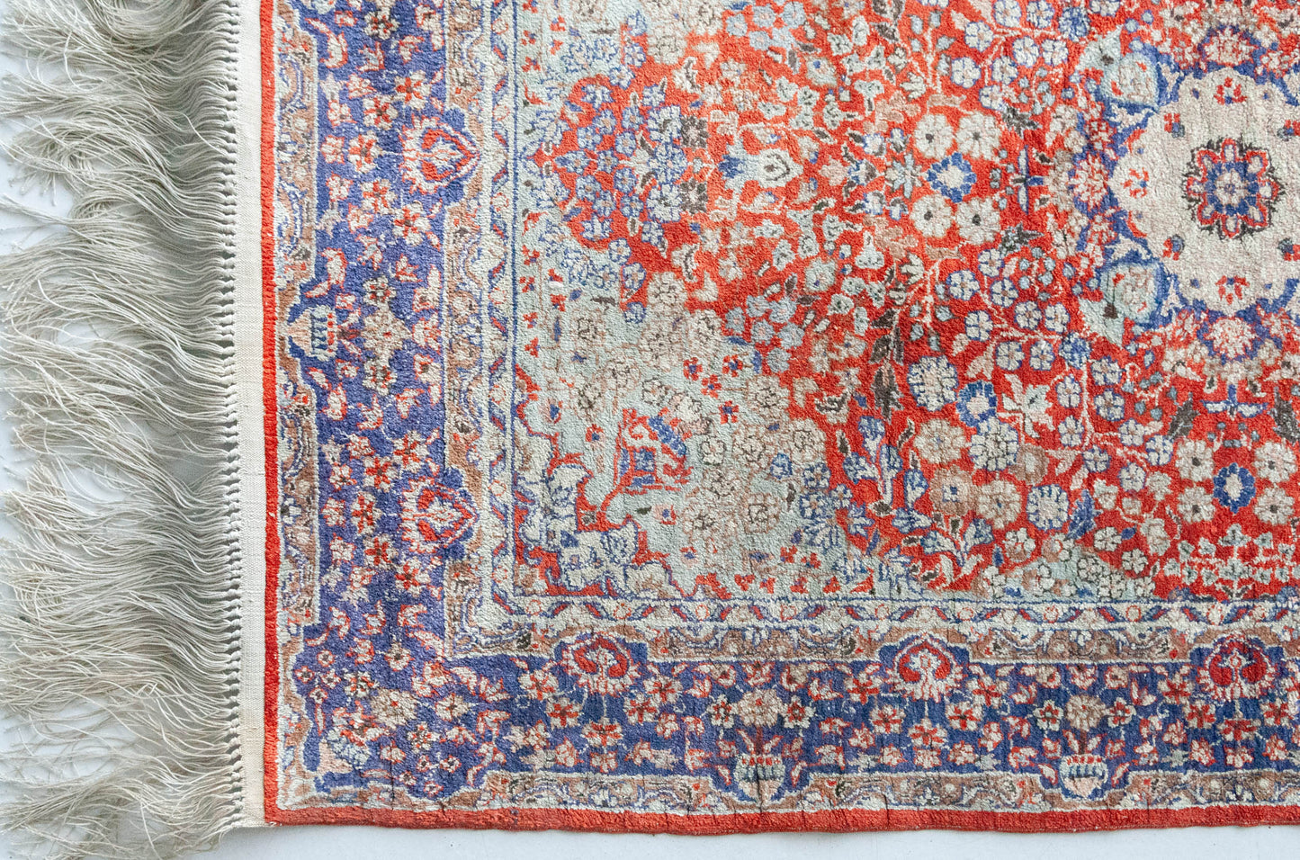 Ghoum Hand Woven Silk - Vintage Rug - Modern Decorative