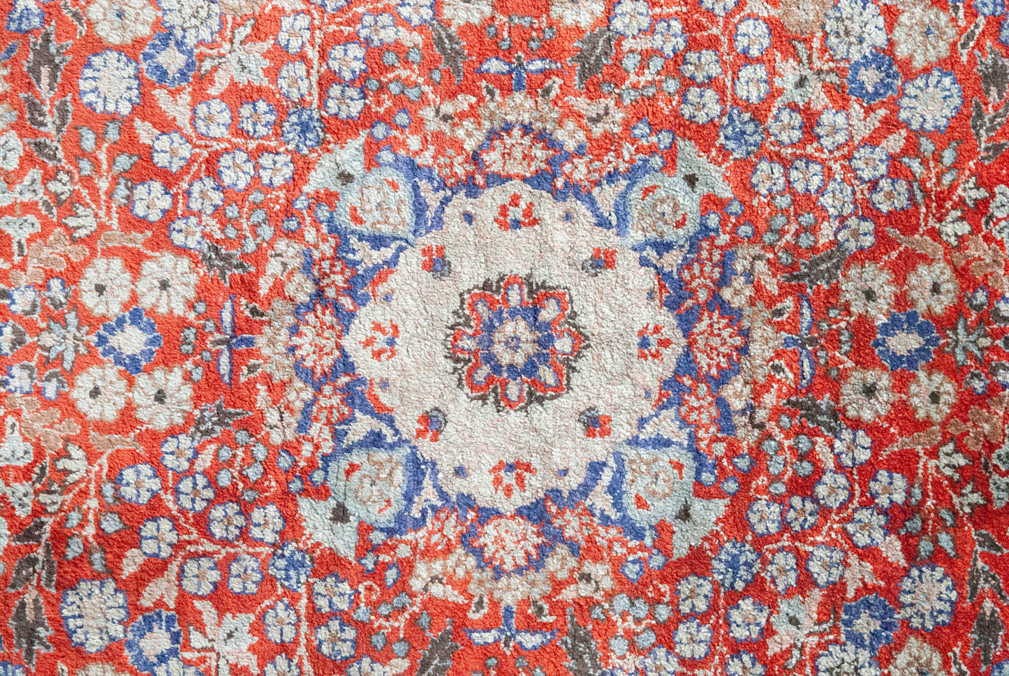 Ghoum Hand Woven Silk - Vintage Rug - Modern Decorative