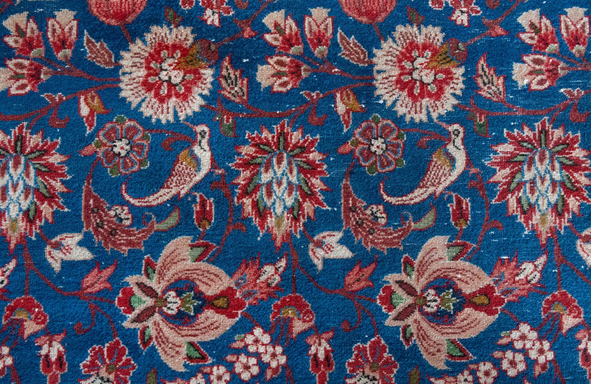 Mashhad Rug With Flowers and Birds - Large - Vintage - Modern Decorative