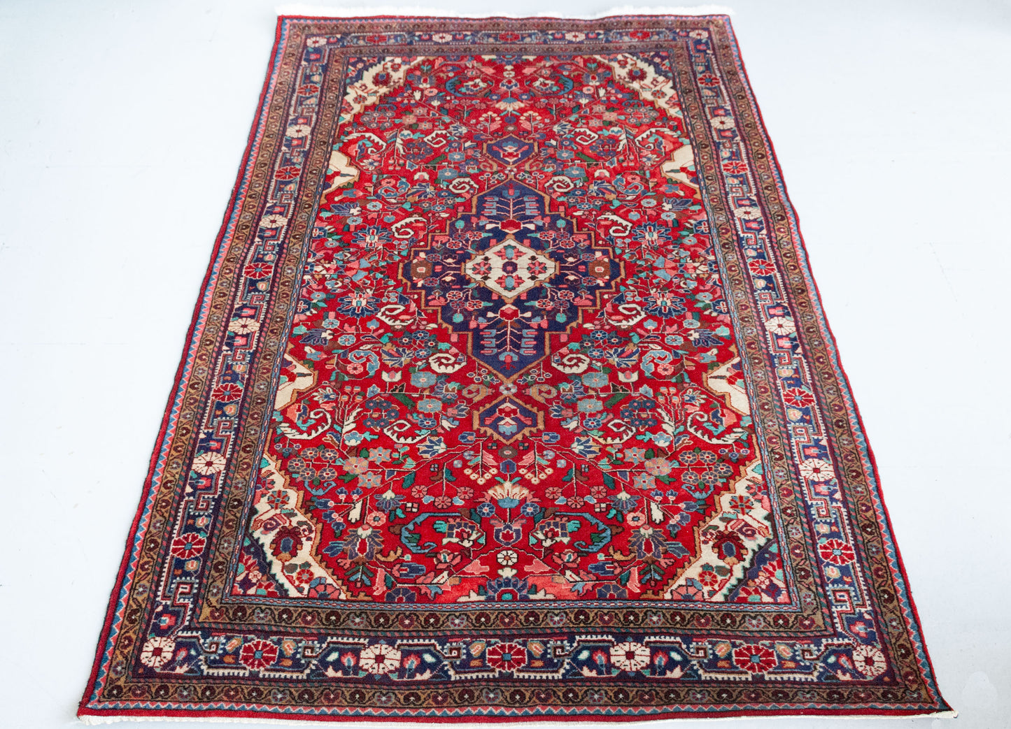 Persian Sarugh rug - Vintage - Hand Woven - Modern Decorative