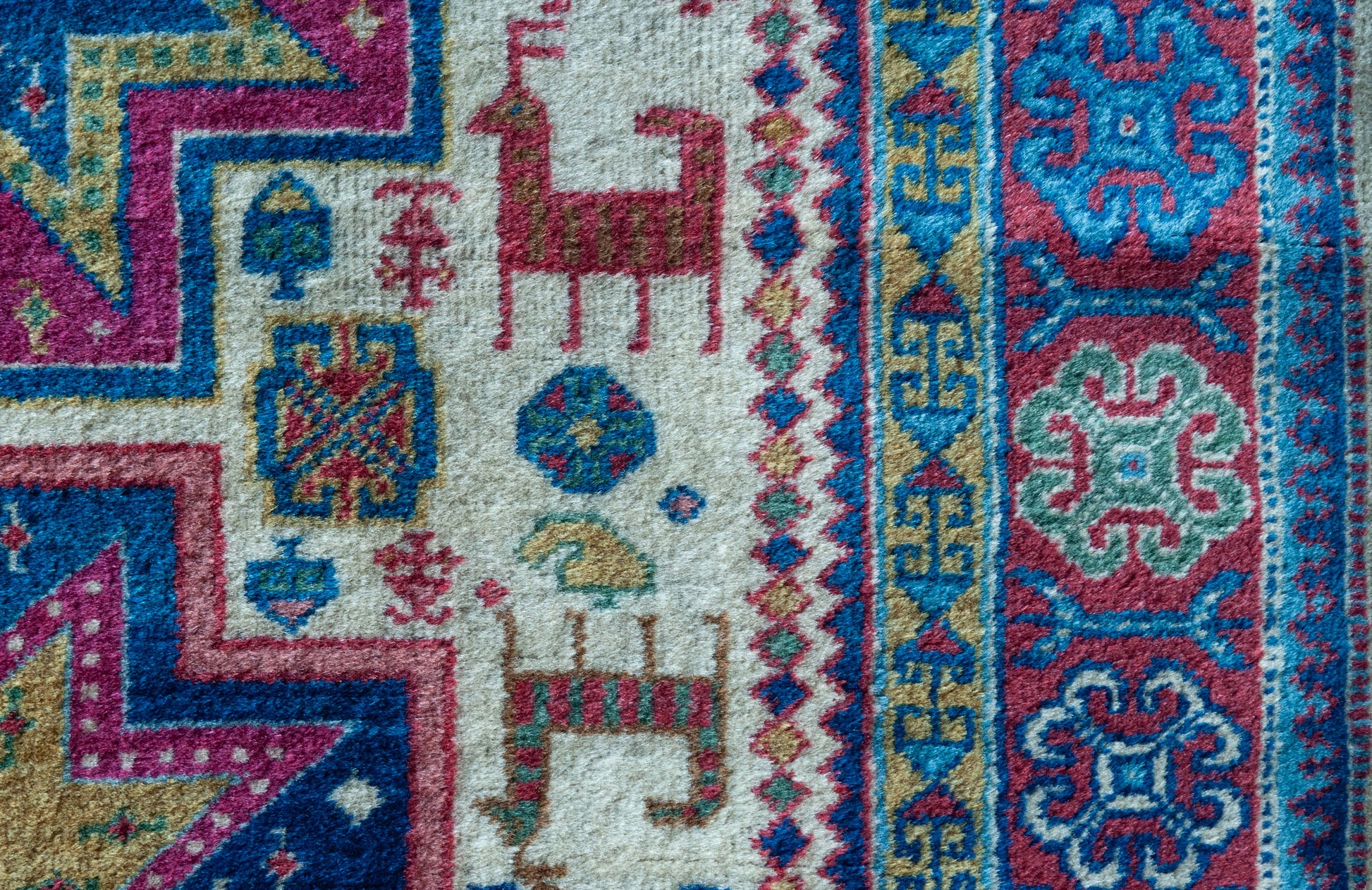 Hand Woven Vintage Eastern Rug - Animal Motifs - Modern Decorative
