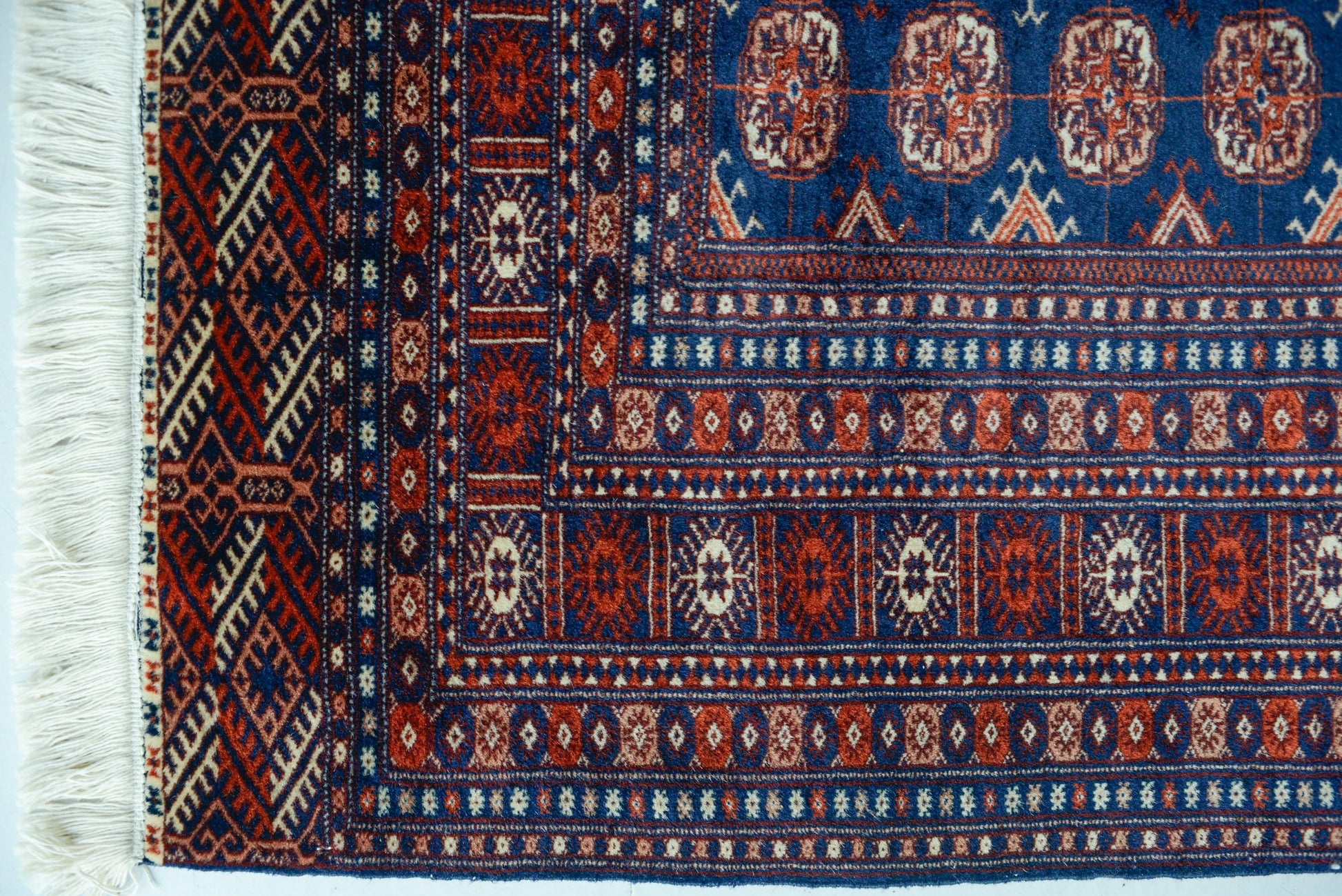 Hand woven vintage - Caucasian rug - Modern Decorative