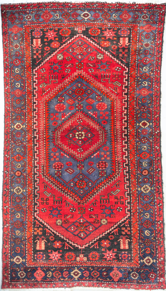 Zanjan Vintage Rug- Geometric Design - Animal motifs - Modern Decorative