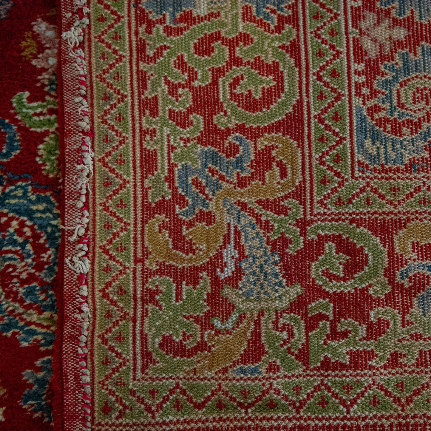 Floral Medallion Composition - Vintage Spanish Hand-Knotted Rug