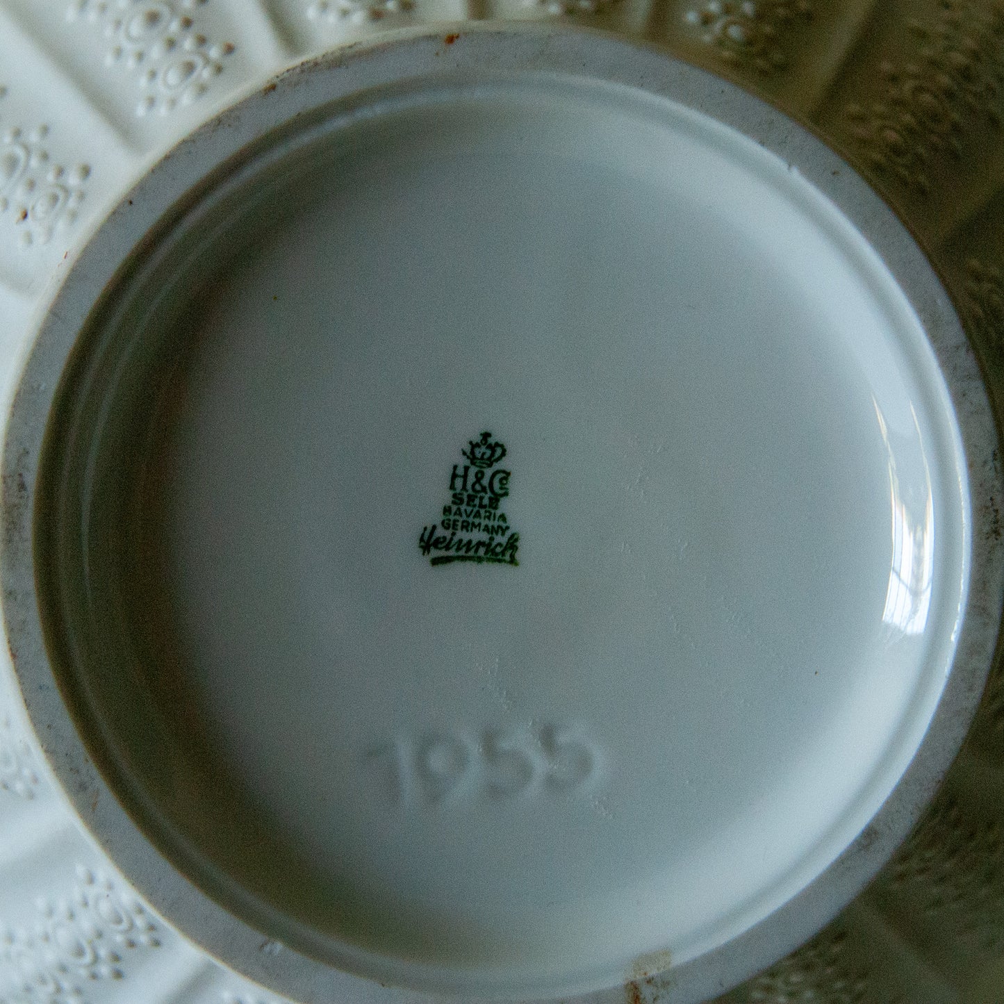 Heinrich & Co. Relief Porcelain Vase, Selb Bavaria (1955)