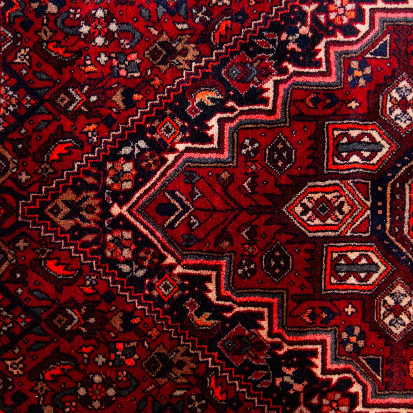 Vintage Persian Hamadan Rug – Hand-Knotted Wool
