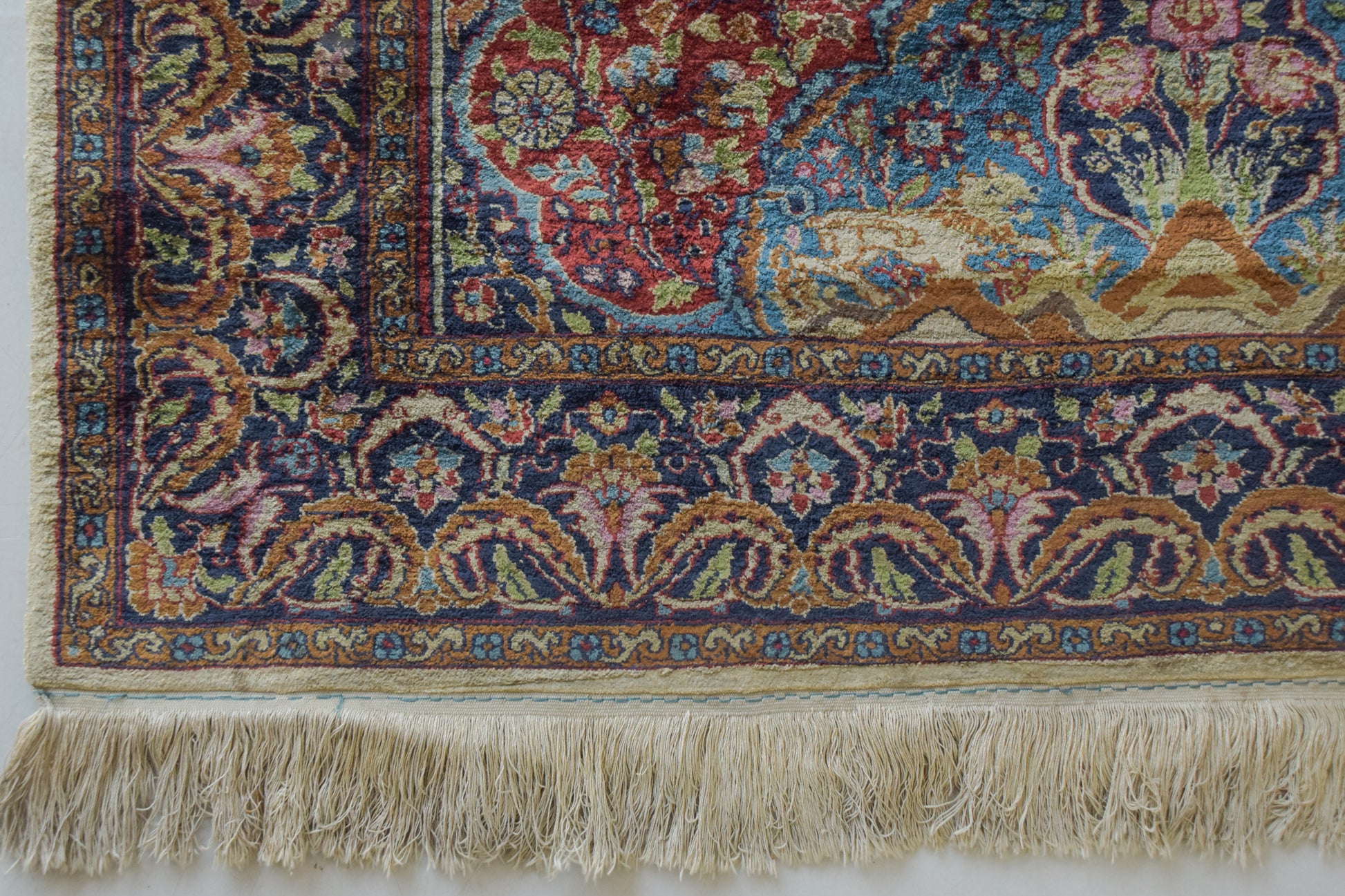 Handwoven Vintage Rug - Peacocks and Lions - Modern Decorative