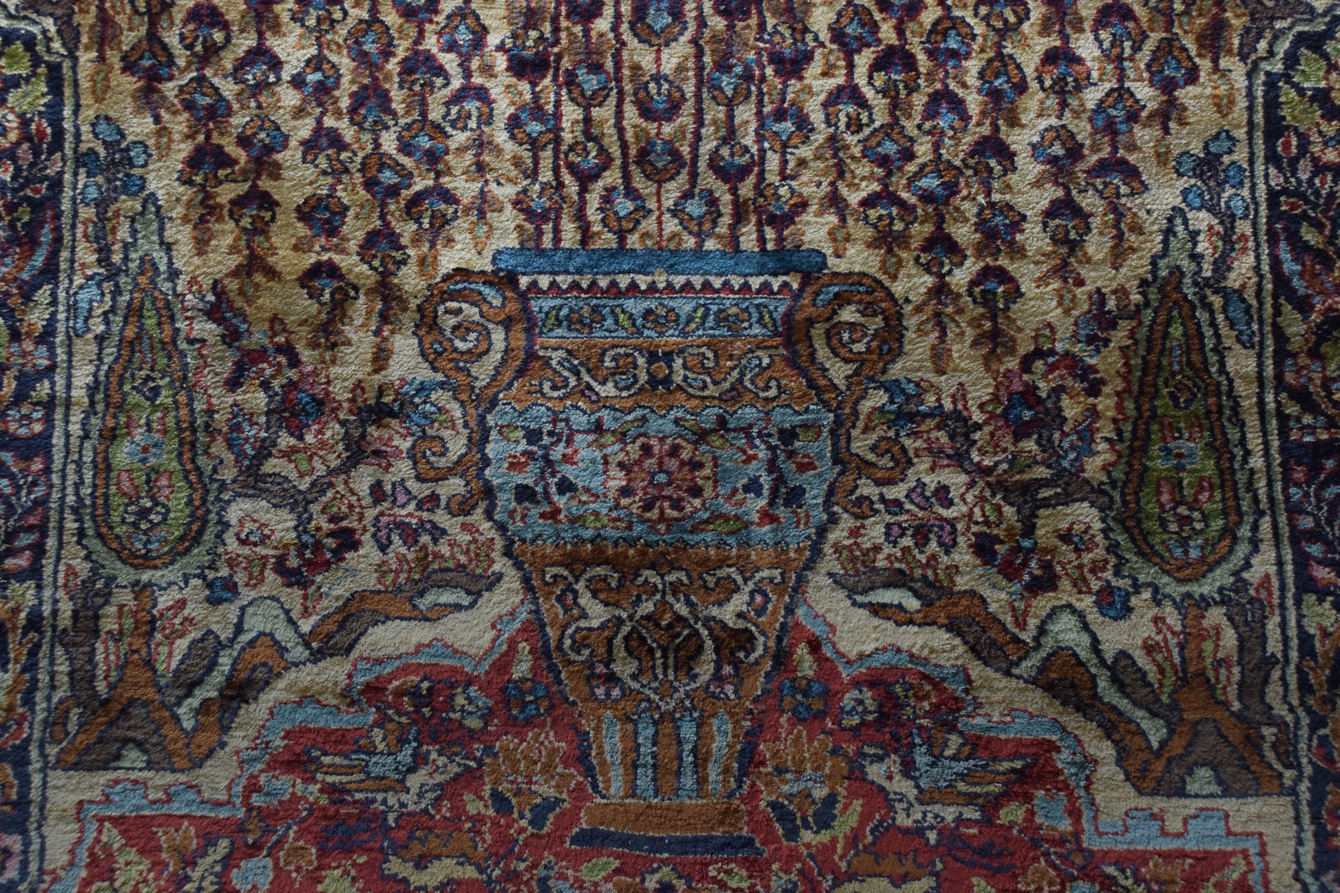 Handwoven Vintage Rug - Peacocks and Lions - Modern Decorative