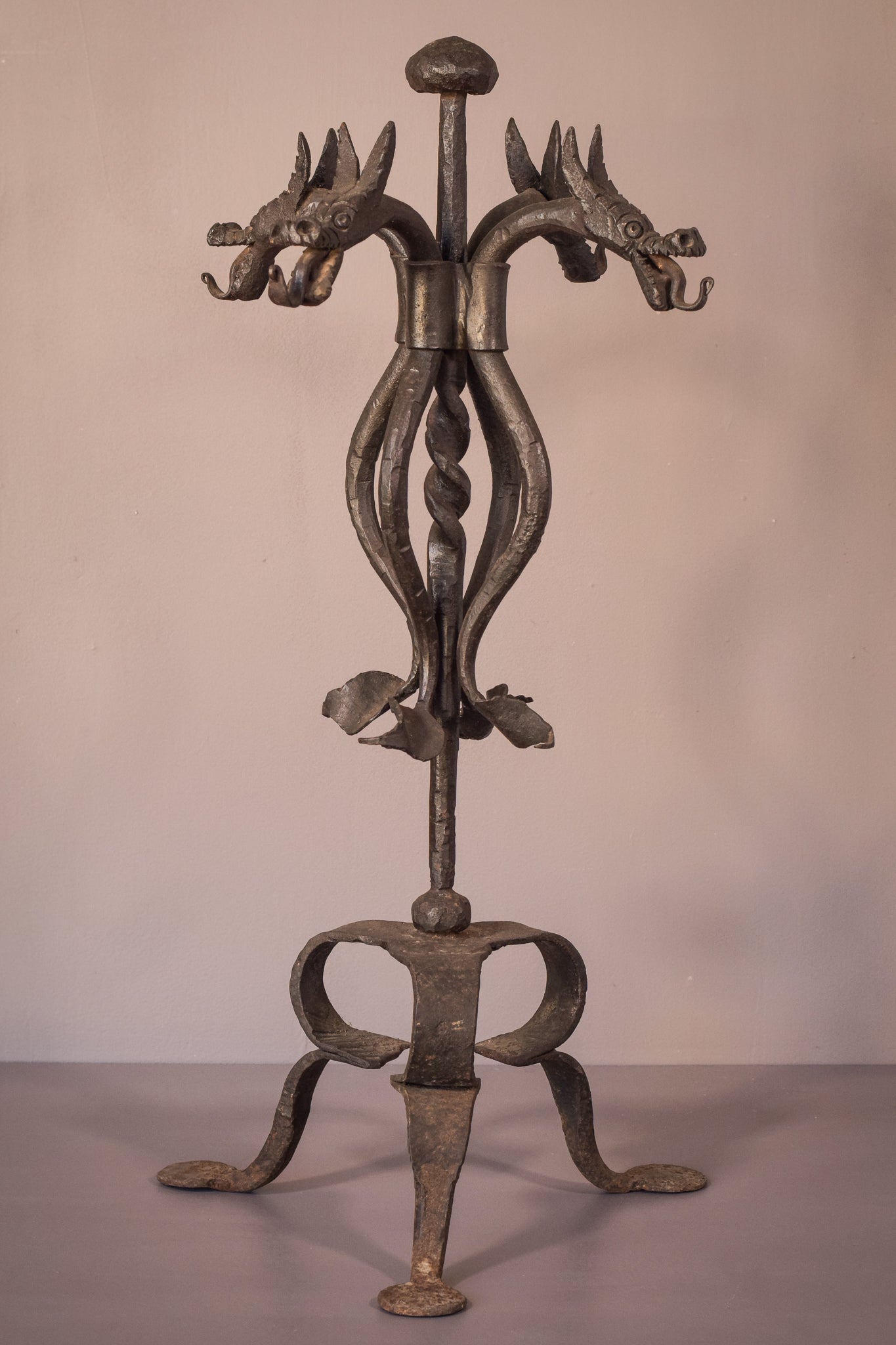Follower of Antoni Gaudí - Art Nouveau Wrought Iron Dragon Stand - Modern Decorative
