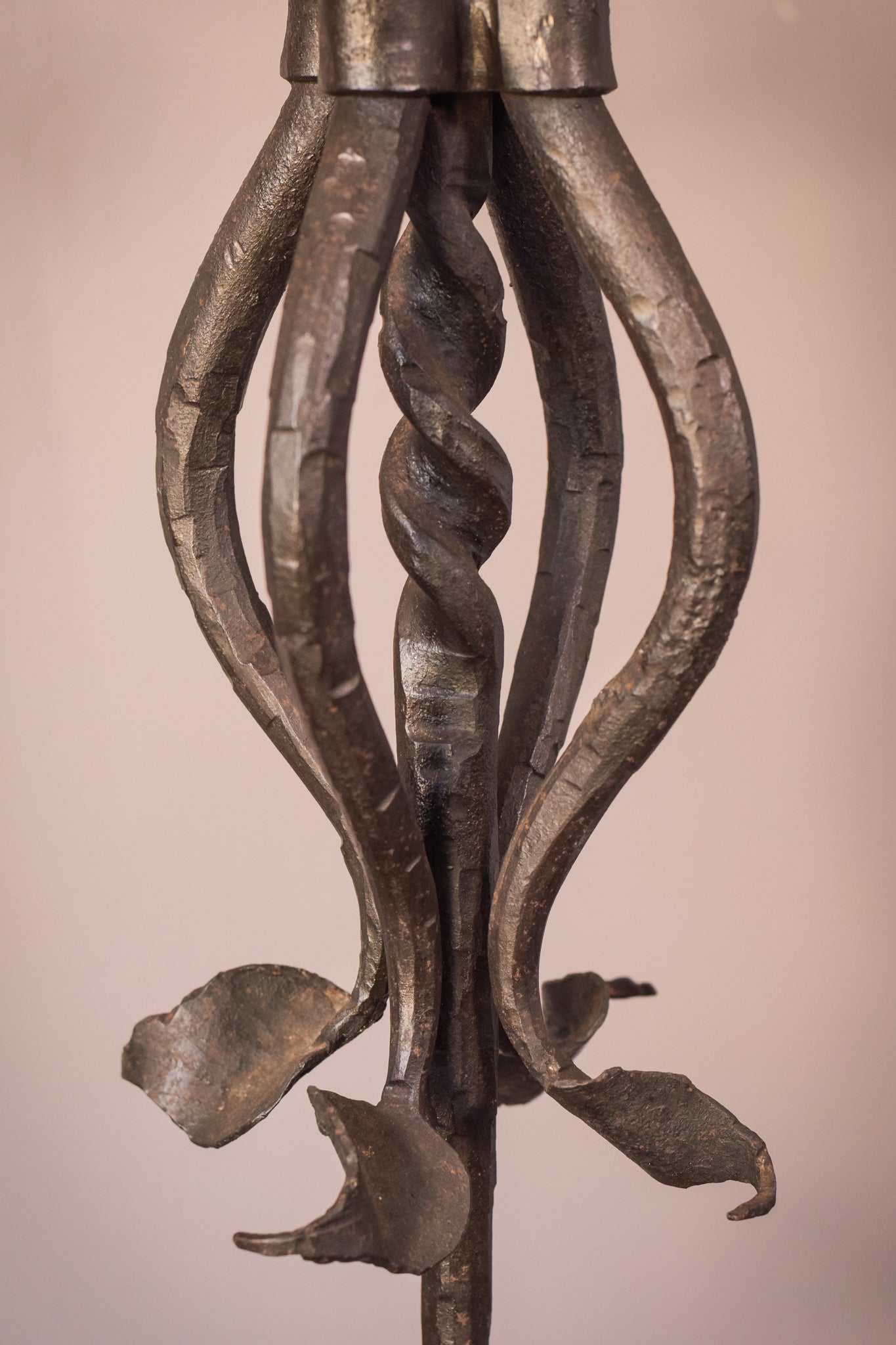 Follower of Antoni Gaudí - Art Nouveau Wrought Iron Dragon Stand - Modern Decorative