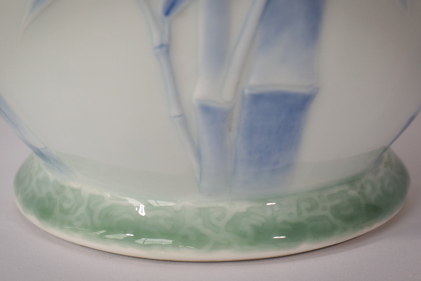 Japanese Vase - Porcelain - Modern Decorative