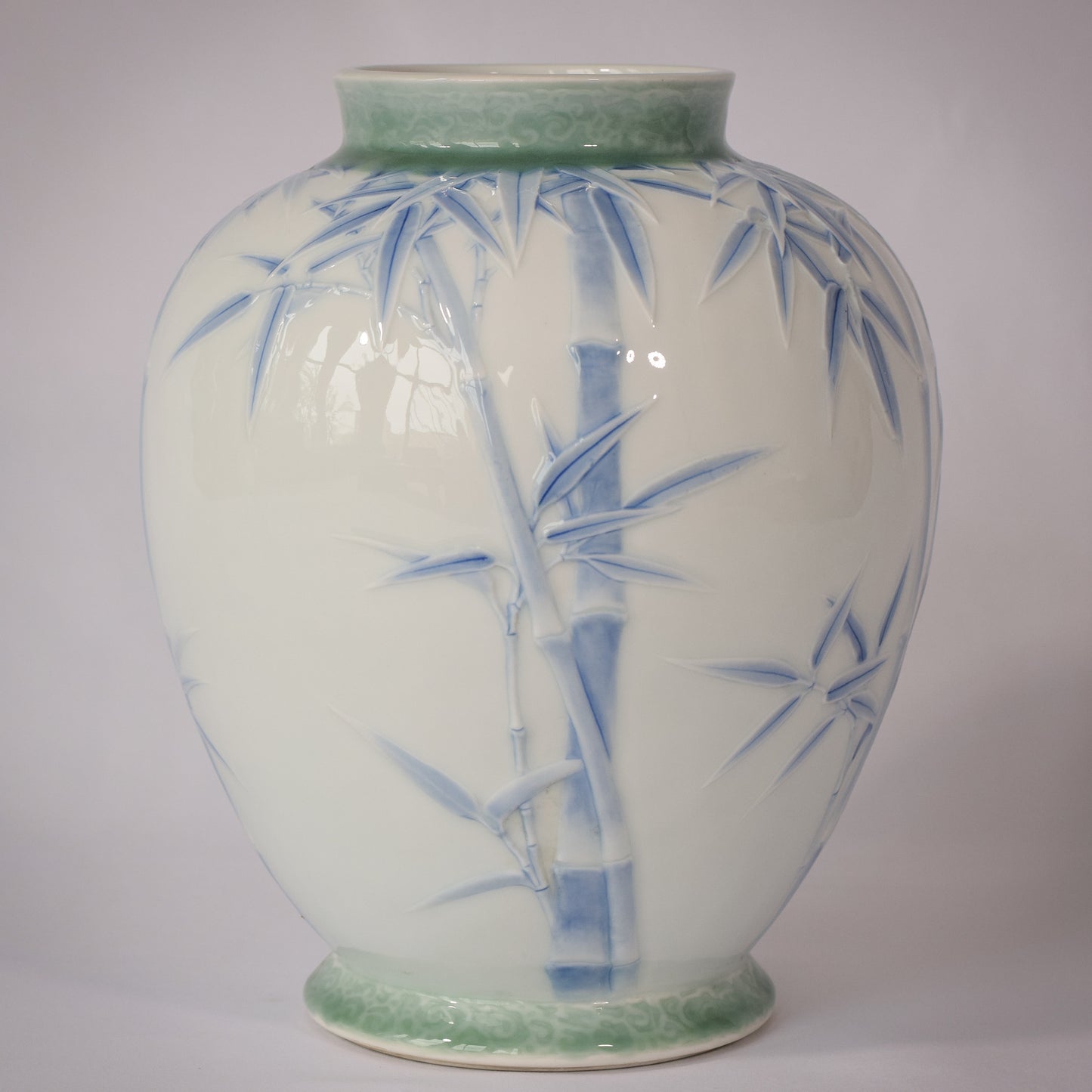 Japanese Vase - Porcelain - Modern Decorative