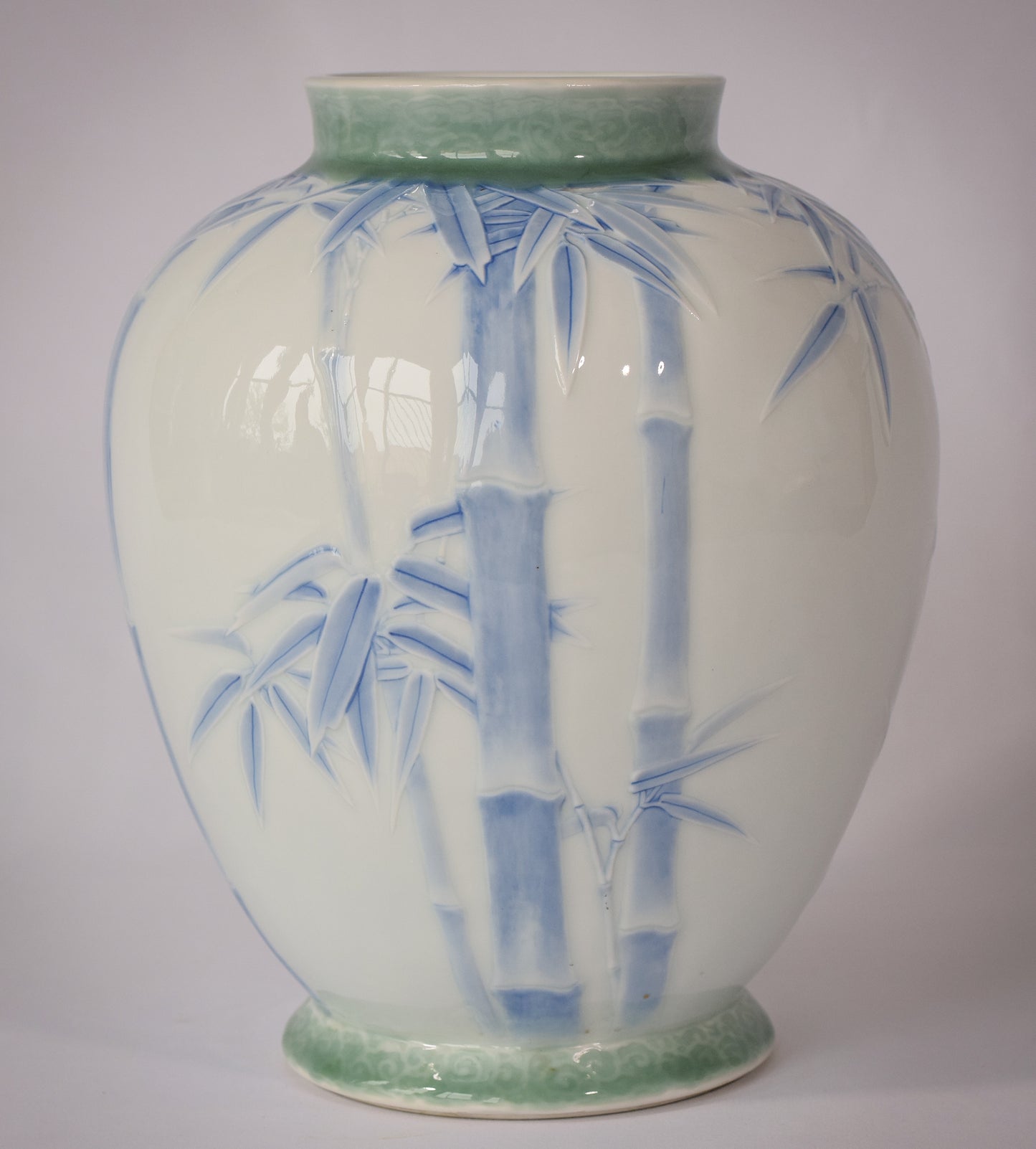 Japanese Vase - Porcelain - Modern Decorative