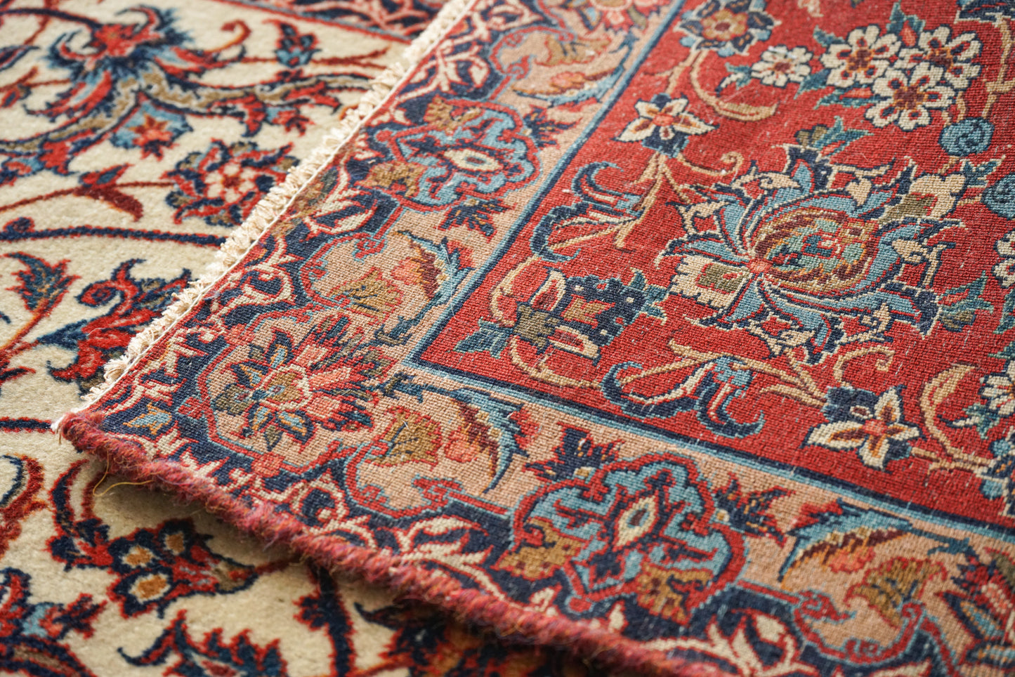 Kashan Persian Hand Knotted Rug - Modern Decorative