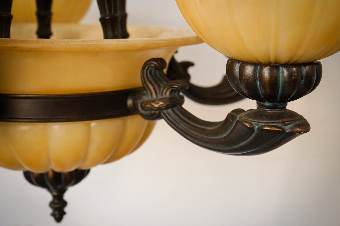 Alabaster (reconstituted) - Chandelier