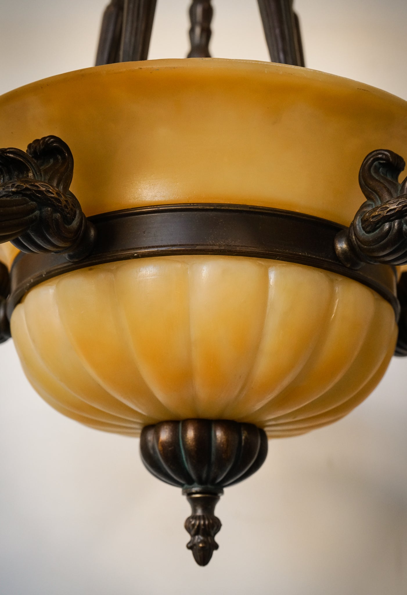 Alabaster (reconstituted) - Chandelier