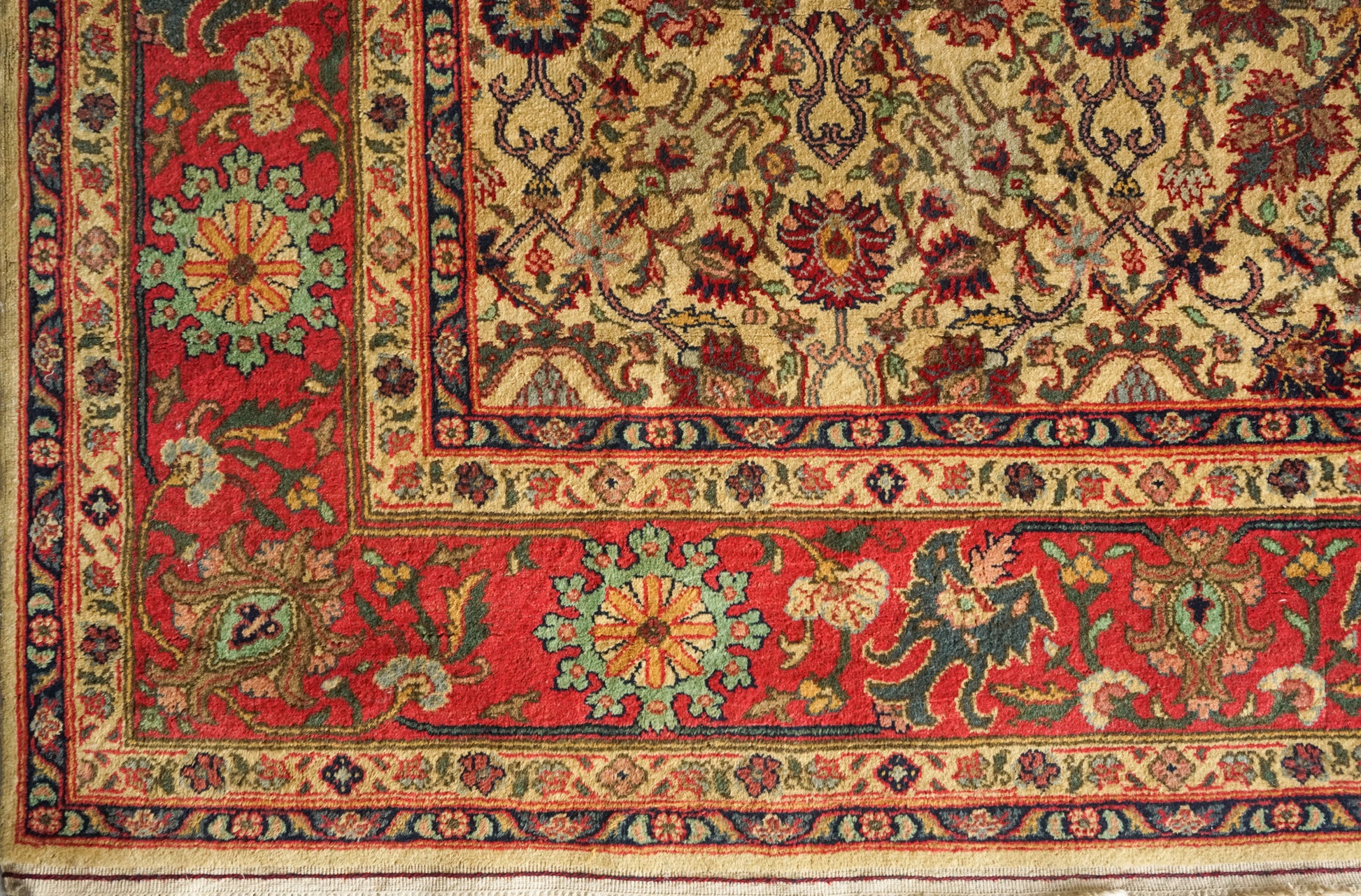 Large hand woven rug - Arts and crafts - liberty style influence - Modern Decorative