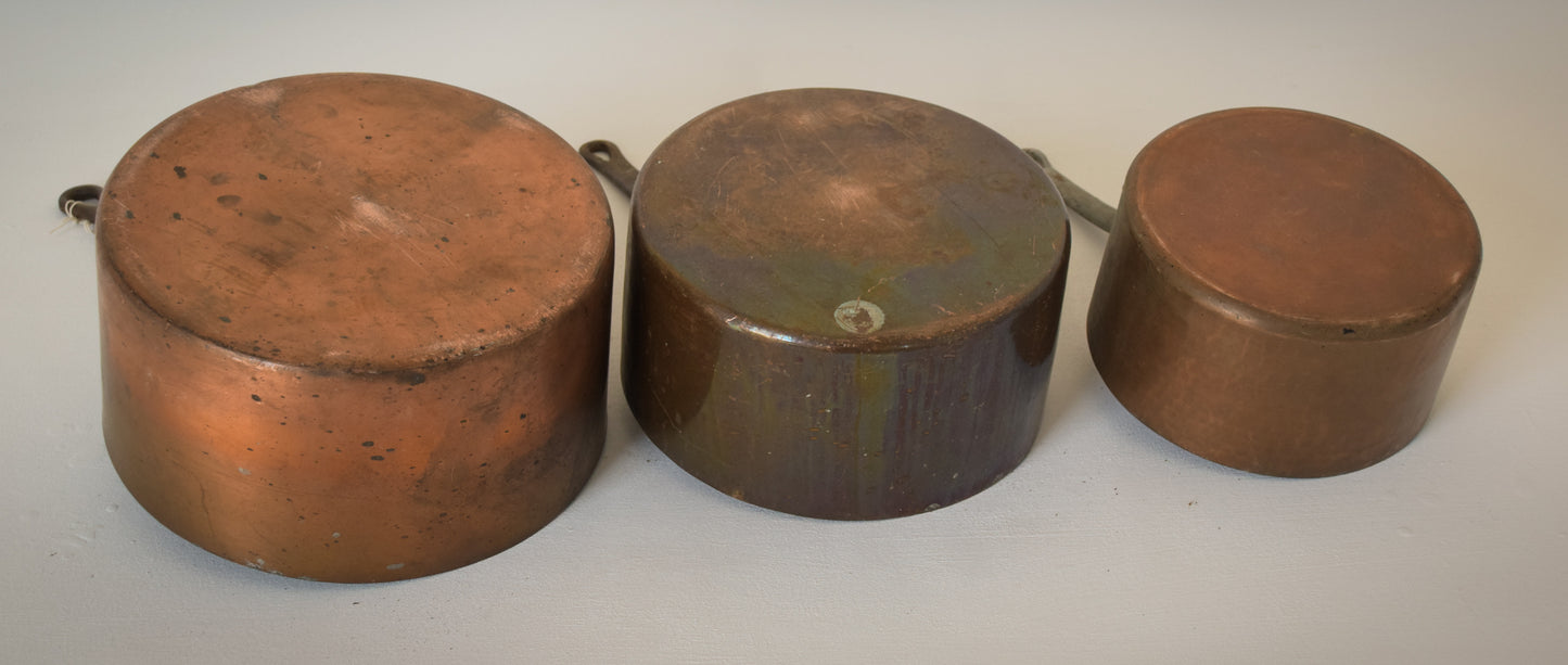 Set of three - Antique Copper Saucepans - Modern Decorative