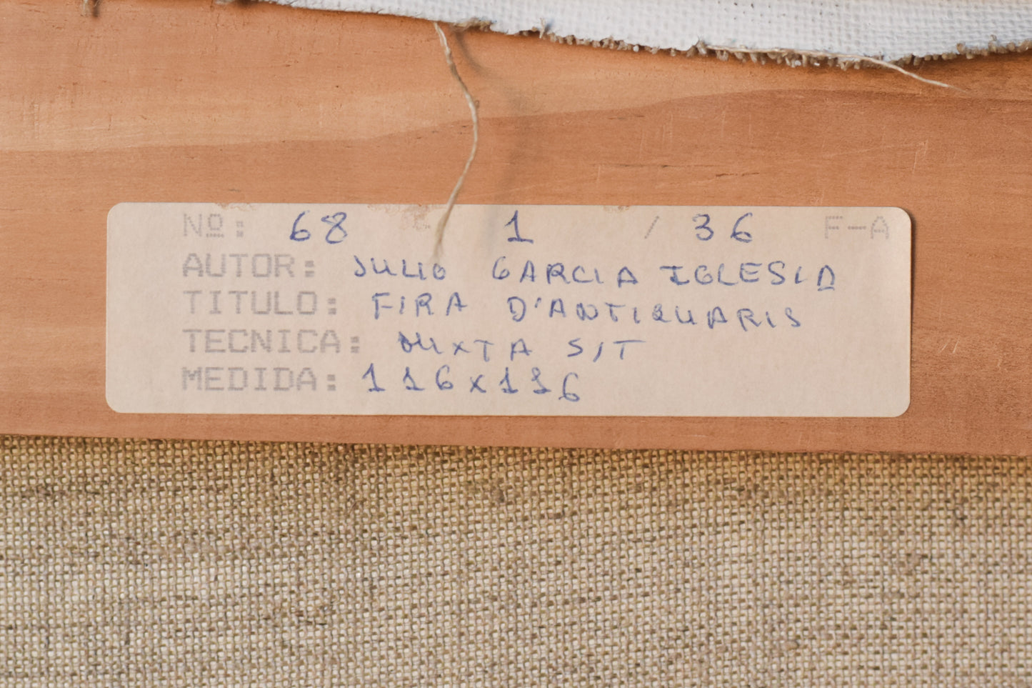 Julio Garcia Iglesias - Antique Market - Modern Decorative