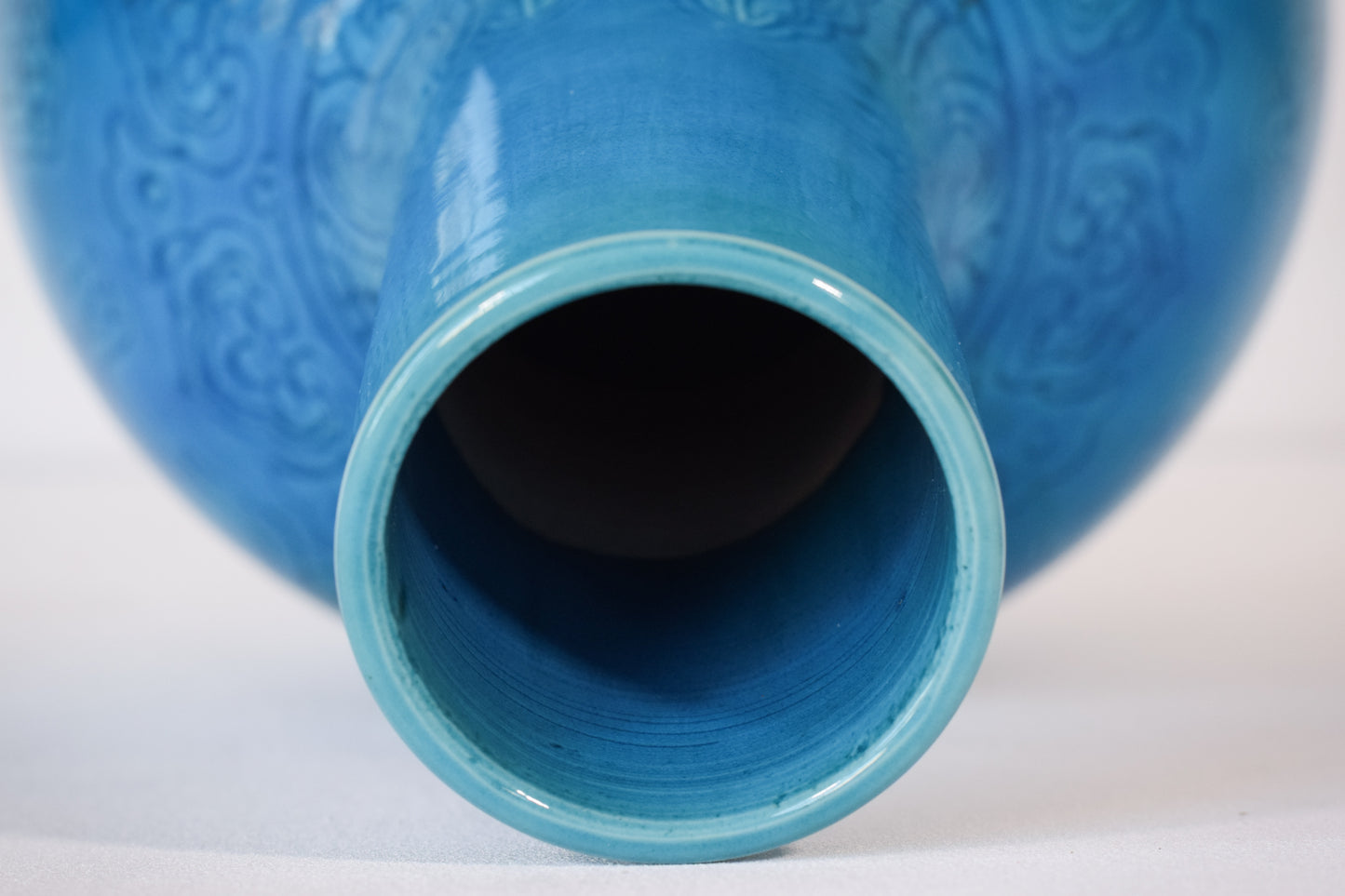 Large - Chinese Turquoise Glazed Lotus Bottle - Modern Decorative