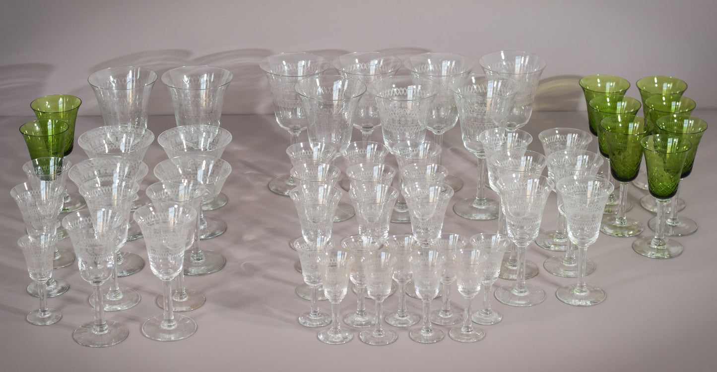 45 - various vintage drinking glasses - Modern Decorative