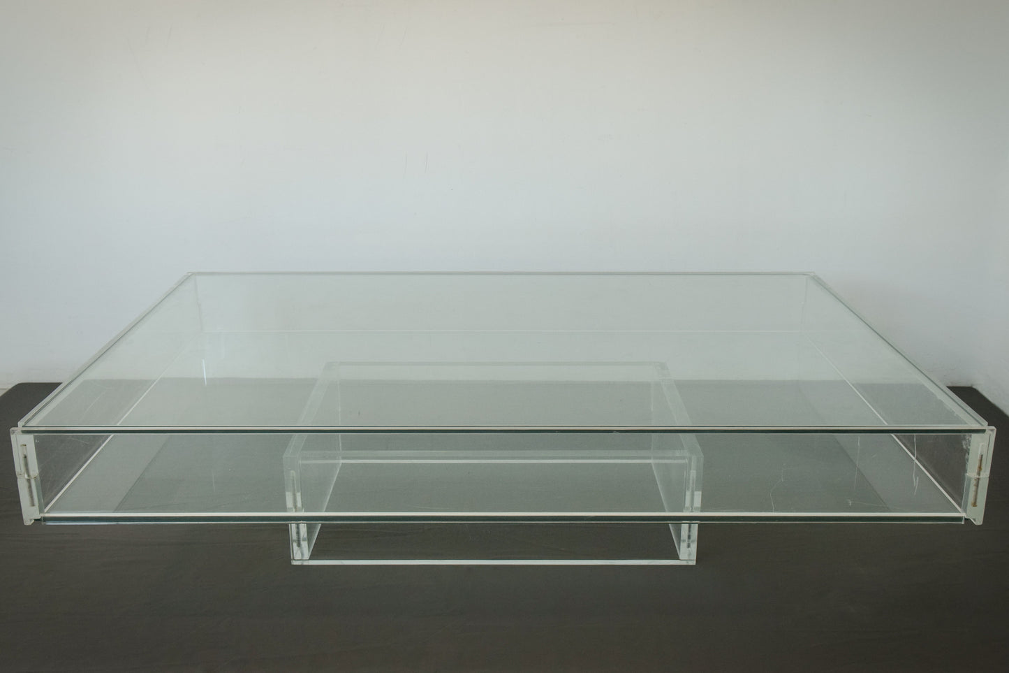 Large Modernist - 70s glass and perspex - Coffee table - Modern Decorative