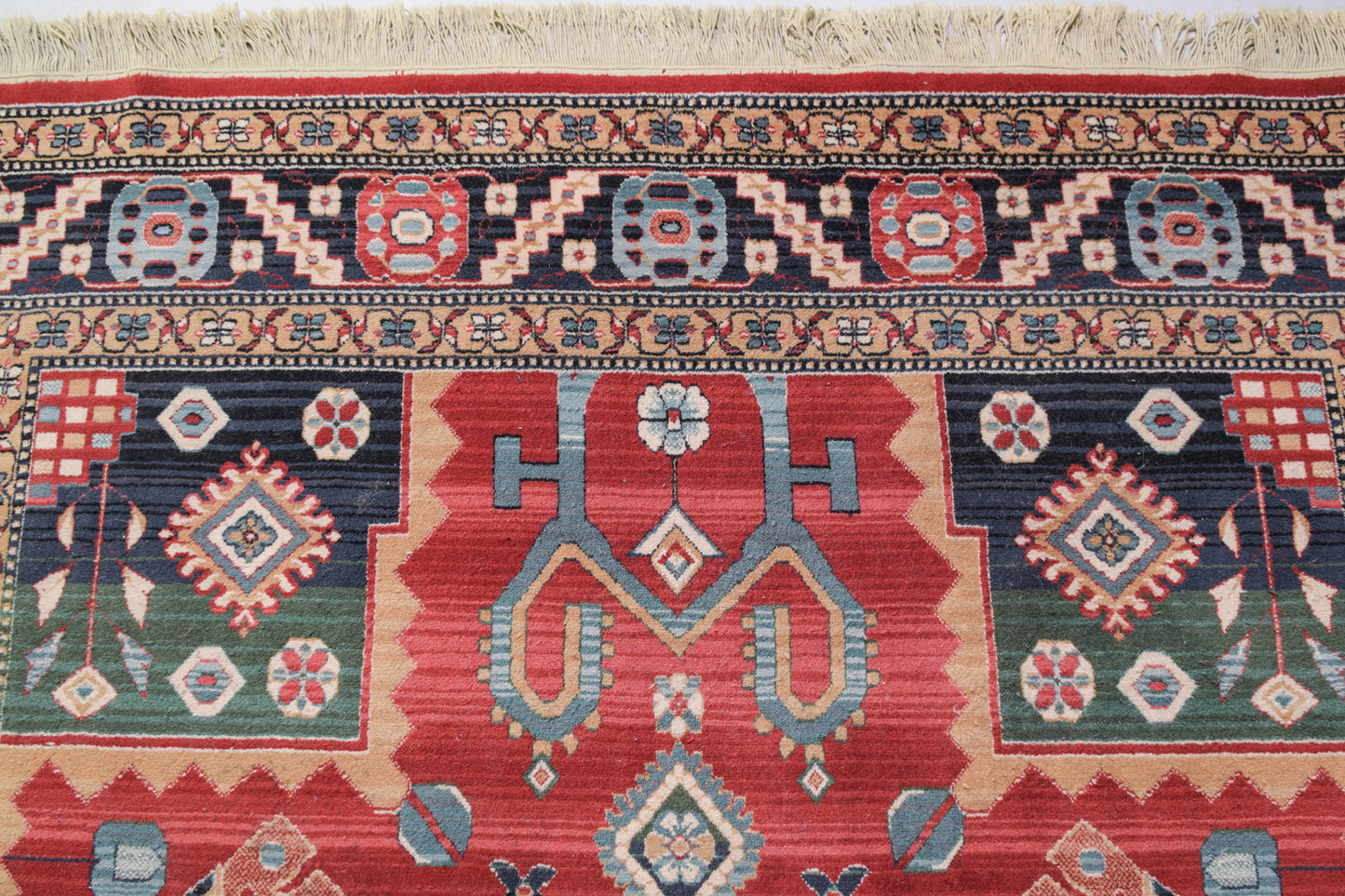 Large Machine Made Rug - Modern Decorative