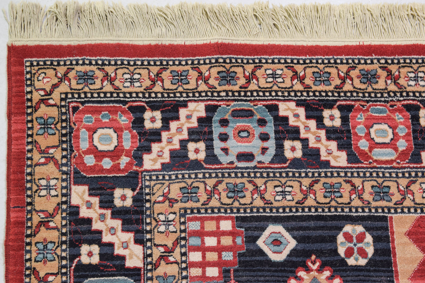 Large Machine Made Rug - Modern Decorative