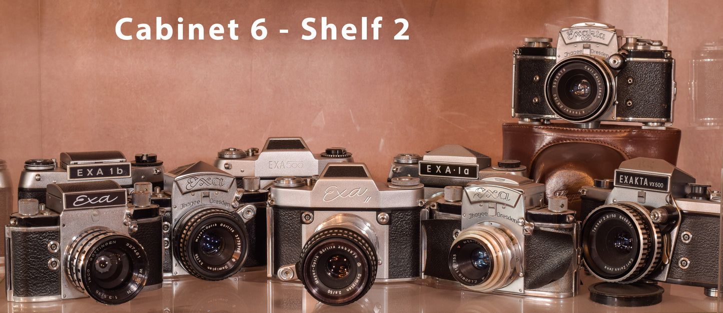 Exceptionally Rare Private Collection - 405 Vintage Cameras