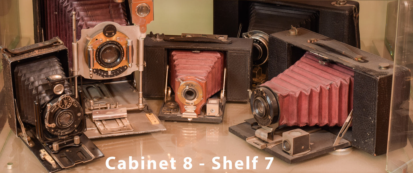 Exceptionally Rare Private Collection - 405 Vintage Cameras