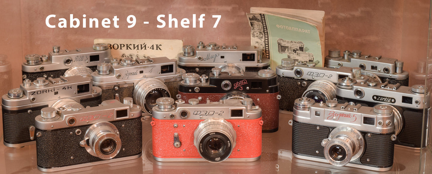 Exceptionally Rare Private Collection - 405 Vintage Cameras