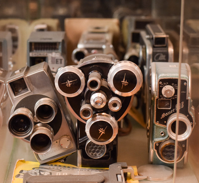 Exceptionally Rare Private Collection - 405 Vintage Cameras