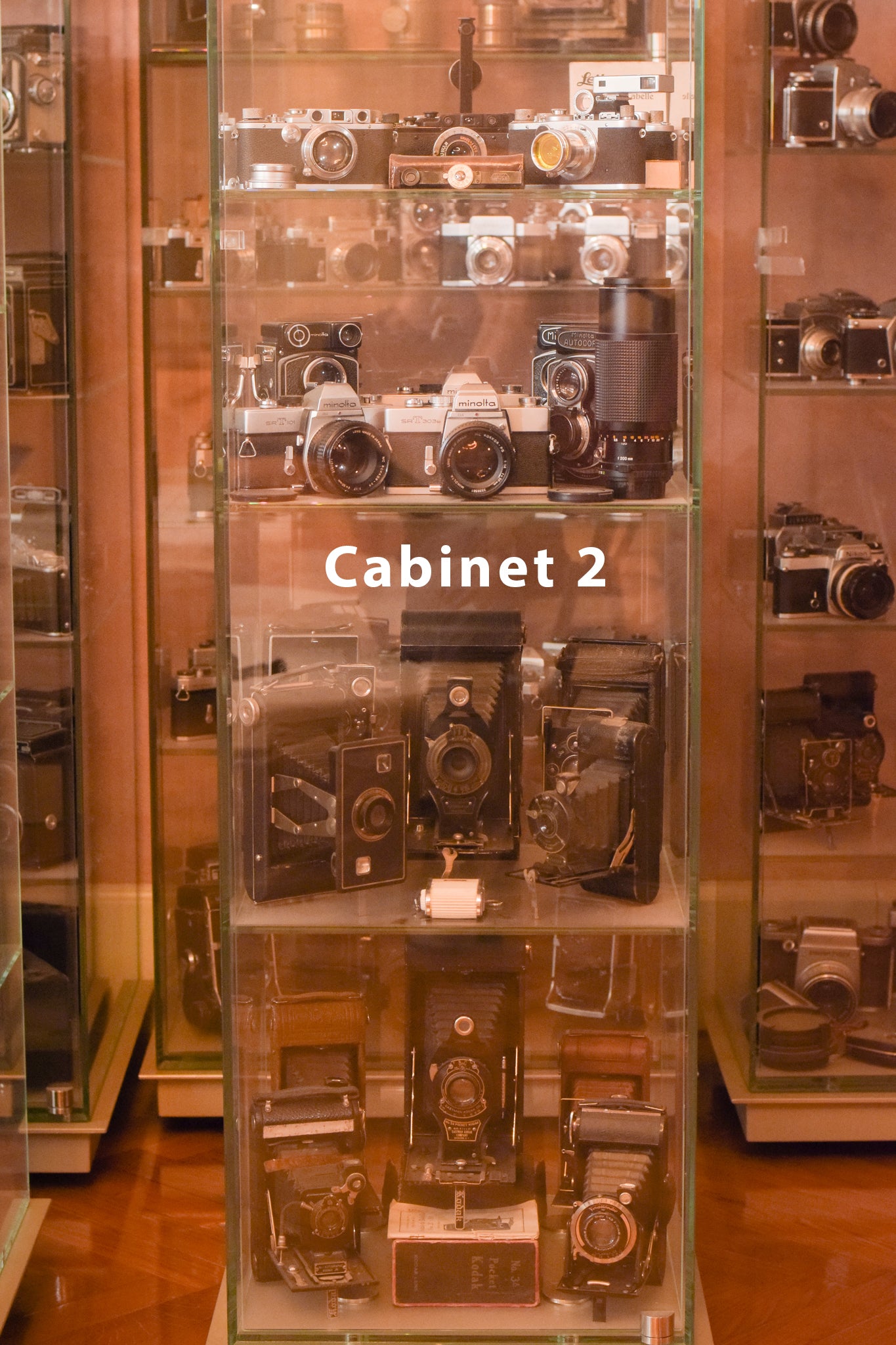 Exceptionally Rare Private Collection - 405 Vintage Cameras