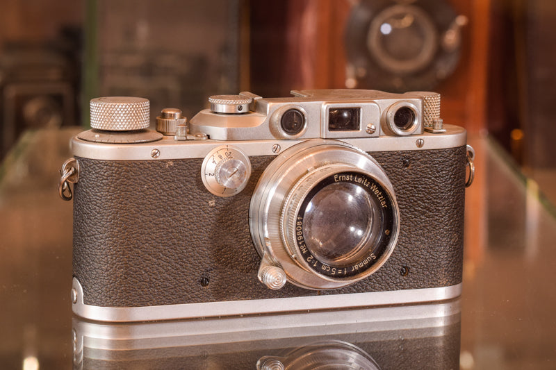 Exceptionally Rare Private Collection - 405 Vintage Cameras