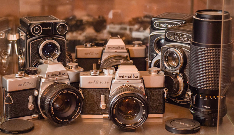 Exceptionally Rare Private Collection - 405 Vintage Cameras