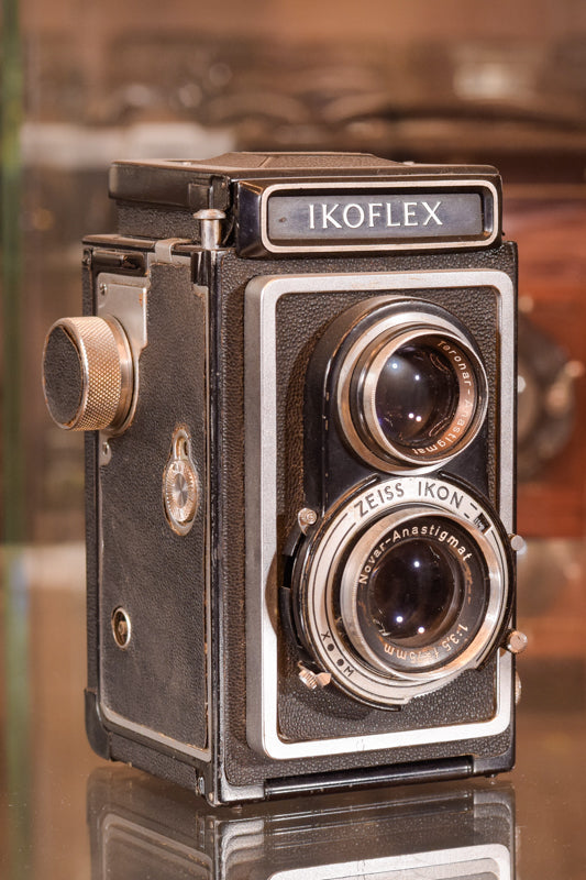 Rare Private Collection of 402 Vintage Cameras