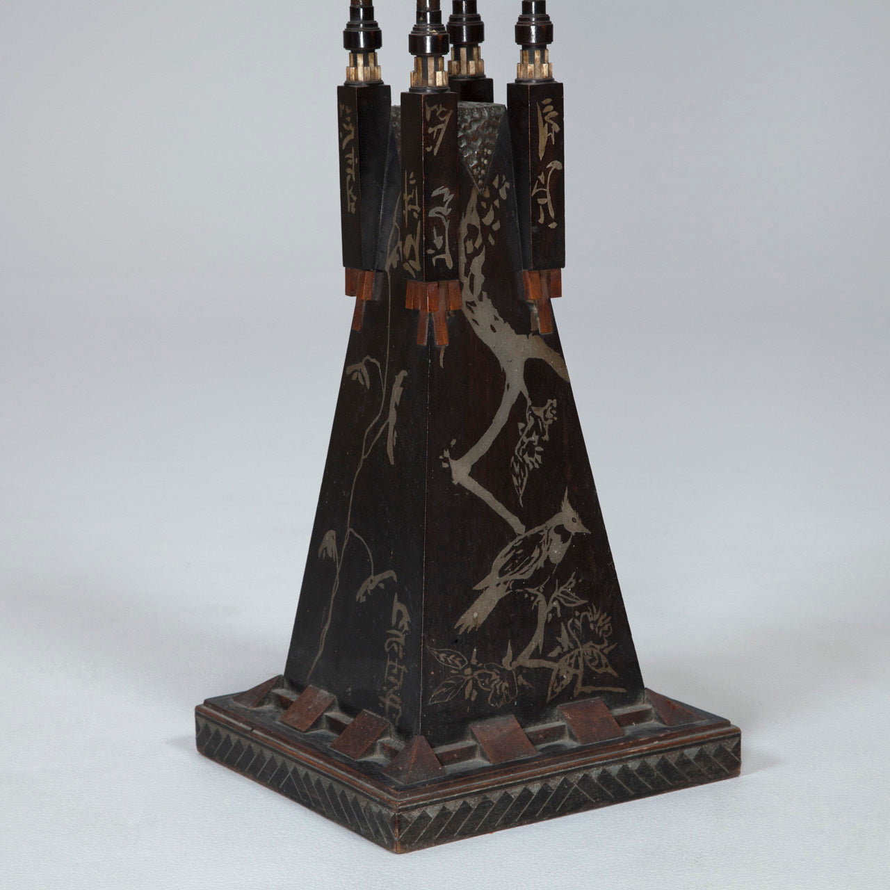 PEDESTAL CARLO BUGATTI 1900s