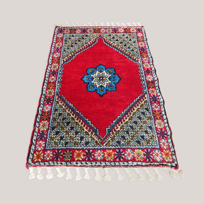 Vintage Hand-Knotted Moroccan Berber Wool Rug - 180 × 123 cm