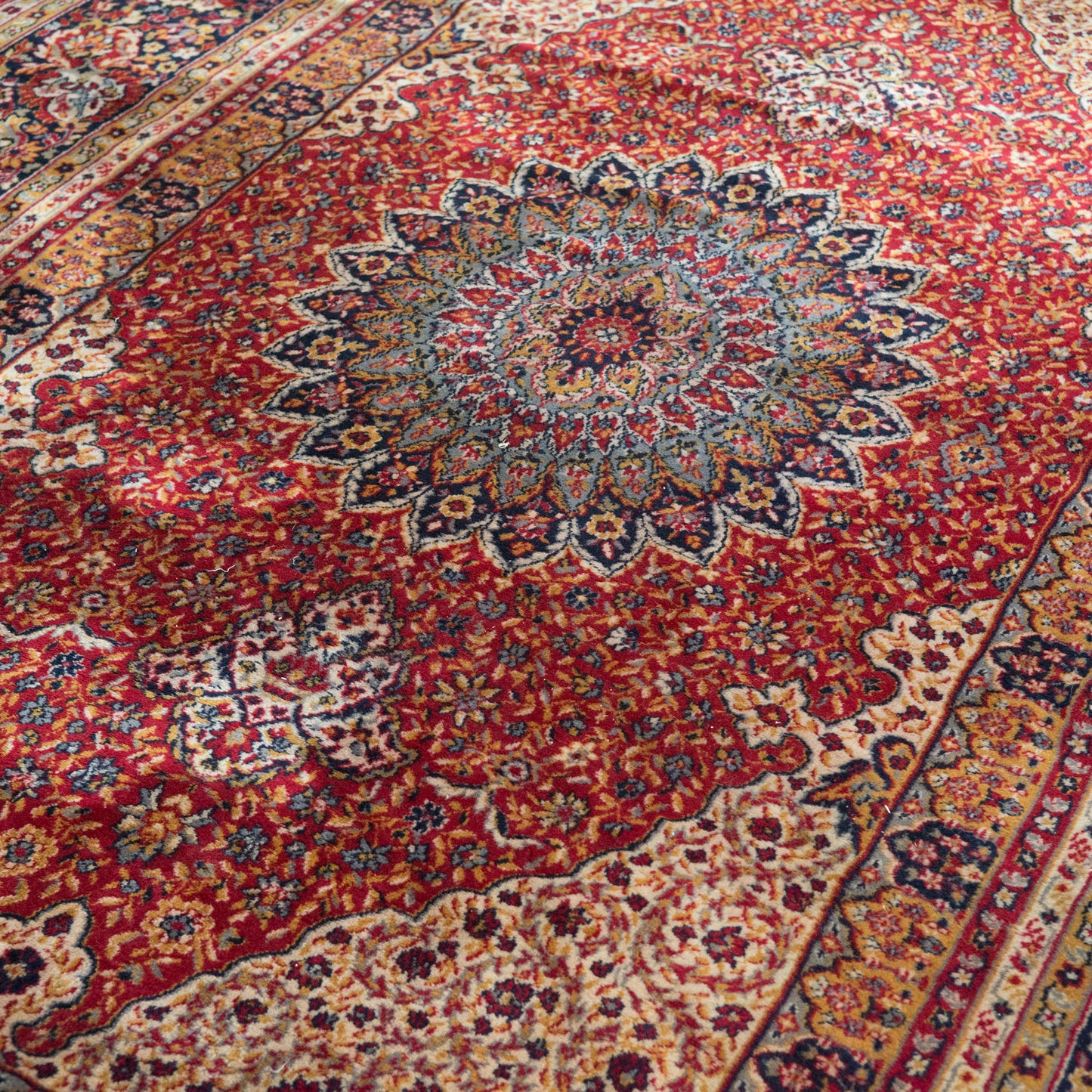 Large Vintage Hand-Knotted Kashan Rug 367 cm × 250 cm