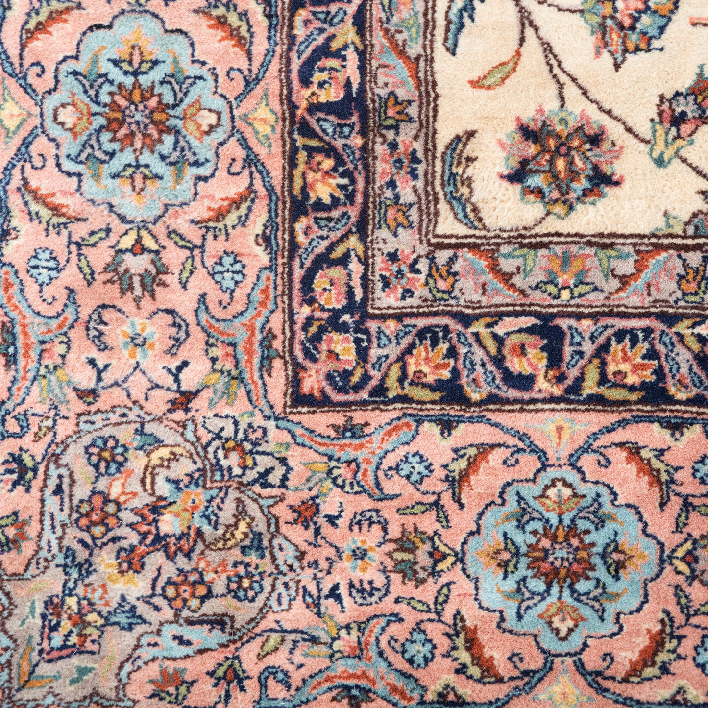 Vintage Hand-Knotted Persian Floral Rug – 339 × 247 cm