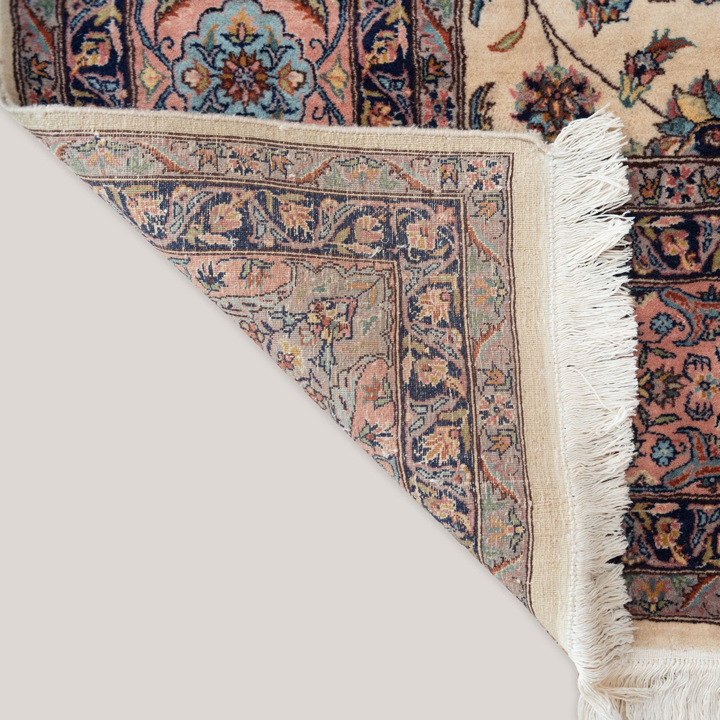 Vintage Hand-Knotted Persian Floral Rug – 339 × 247 cm