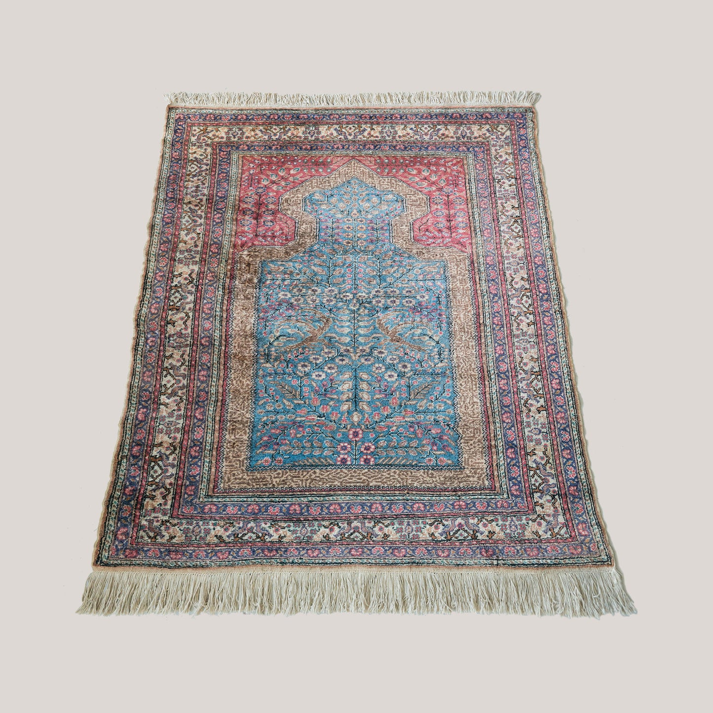 Vintage Hand-Knotted Hereke Silk Prayer Rug, Tree of Life Design – 188 × 118 cm