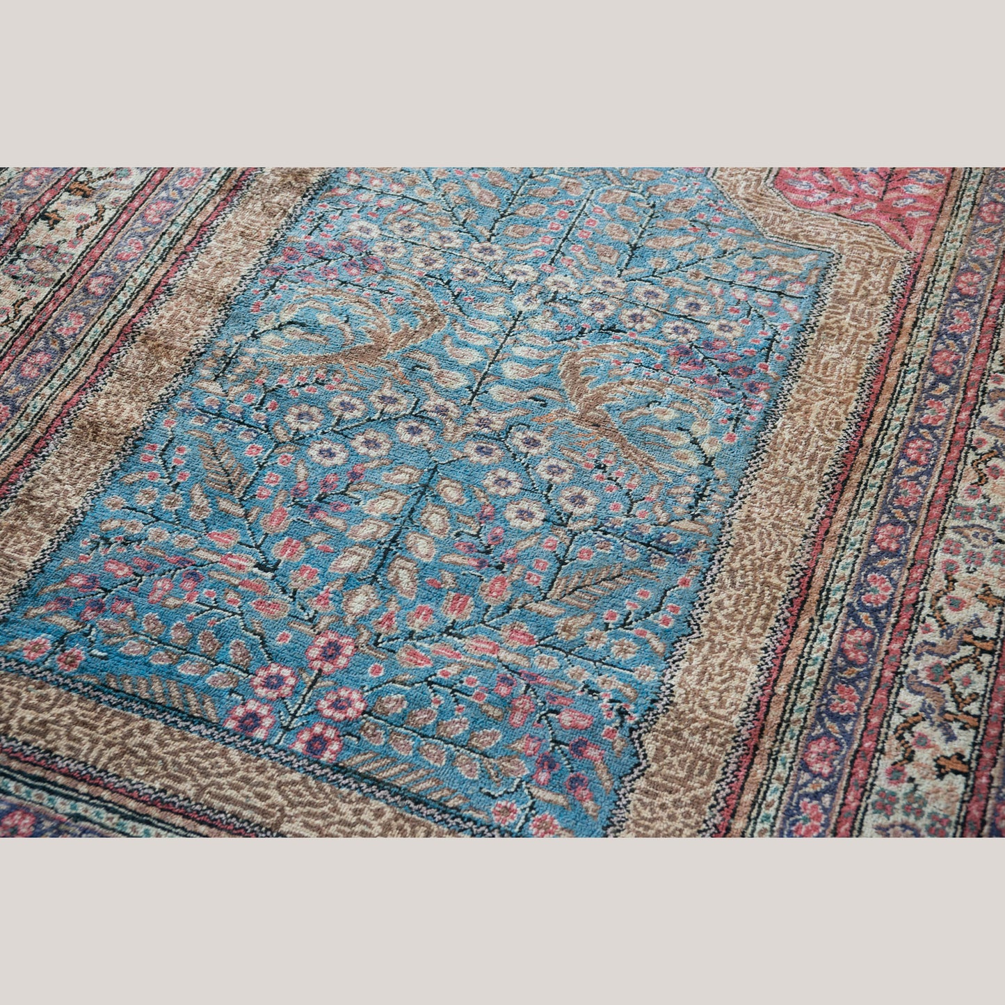 Vintage Hand-Knotted Hereke Silk Prayer Rug, Tree of Life Design – 188 × 118 cm