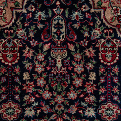 Vintage Persian-Style Floral Rug – Hand-Knotted Wool