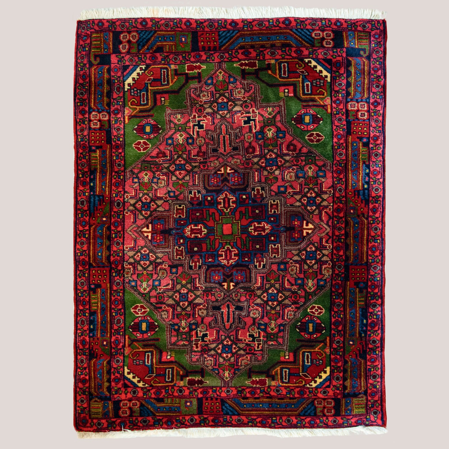 Vintage Persian Heriz Rug – Hand-Knotted Wool