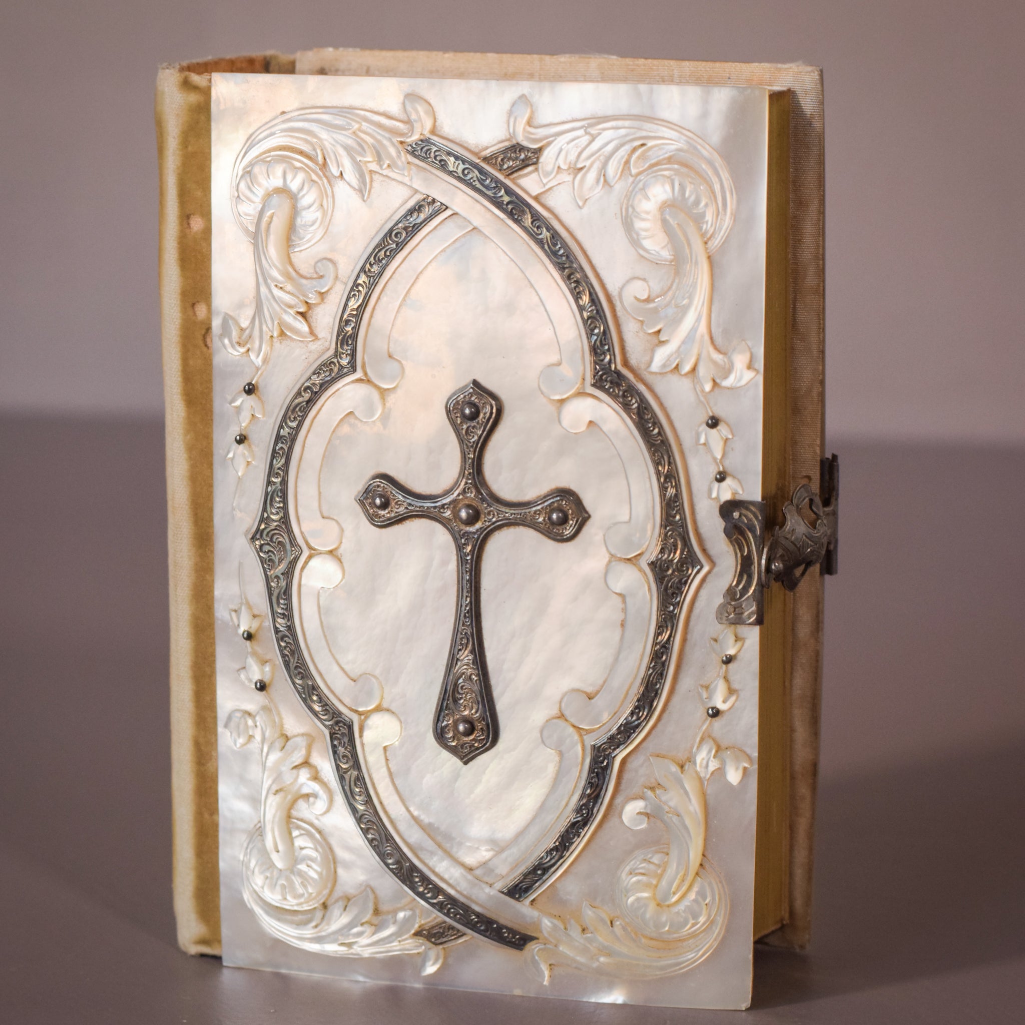 Antique Slovak Prayer Books, 1921 | Religious Books | Jezis Moja Radost, 1921, Silver Latch | Nebeska Manna, 1921, Mother of Pearl outlets Latch